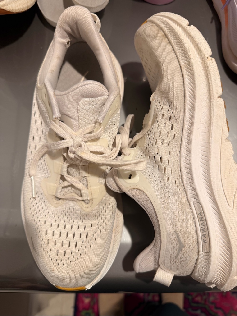 Hoka One One Women's Cream / Off-White Athletic Shoes